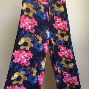 2/$15 ☀️ Abercrombie & Fitch Floral Pants